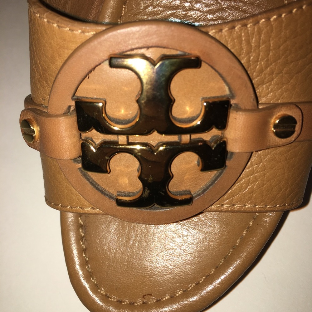 Tory Burch Patty tan leather wedge size 8M